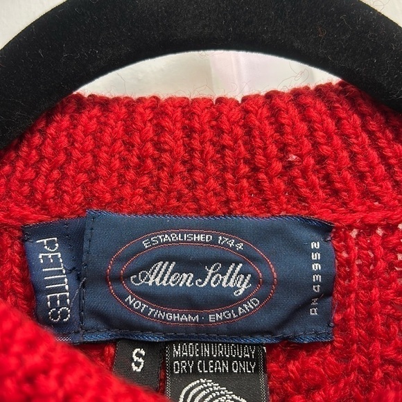 Allen Solly England Women’s Cable Knit Thick Red Pure Wool Sweater Size SP - Picture 2 of 6